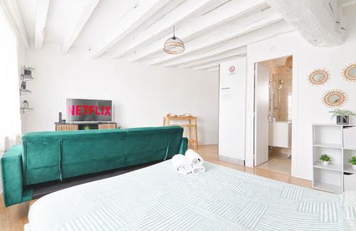 Etampes Apartment | Retraite Romantique à Étampes