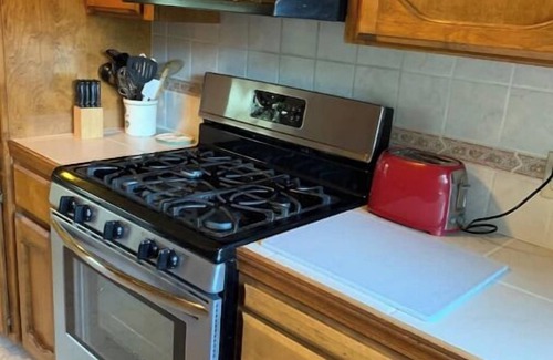 Glencoe House | Retreat 35 ml to Kirkwood Ski Resort – Scenic Drives & Hiking Trails Nearby