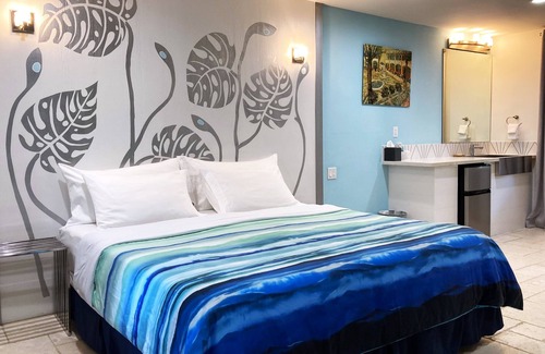 Springs at Kings Bay Hotel | Retreat at Crystal Manatee