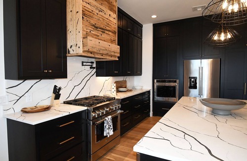 Longtown House | Retreat At Lookout Cove