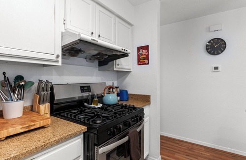 Albuquerque House | Retreat by Balloon Fiesta Park | Firepit, Gourmet Coffee & Private Outdoor Lounge