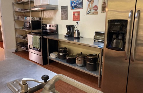 Luray House | Retreat for Large families and groups - Sleeps 20+/Perfect for the Holidays:)