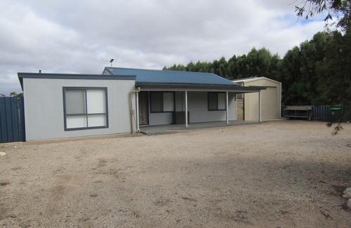 Port Vincent House | Retreat on Talbot - short walk to shops, pub and beach - Off Peak Special!