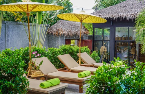 Nai Harn Villa | Retreat resort Lan Sabai