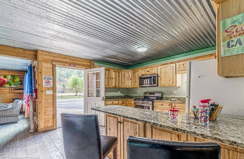 Alto House | Retreat Ruidoso 7 building complex w/Private INDOOR Pool & Pet Friendly