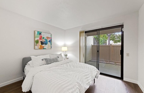 Arden-Arcade Apartment | Retreat to a Charming and Trendy Apartment