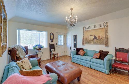 Leon Junction House | Retreat with Pond Access and Views in Temple