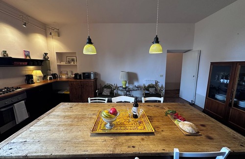 Montespertoli Villa | Retro chic 1800s villa w/pool, park, terrace & concierge, 30 min from Florence