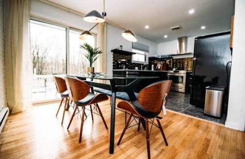 Albrightsville House | Retro : Fire Pit : Arcades : Bikes : PS5 : Hot Tub