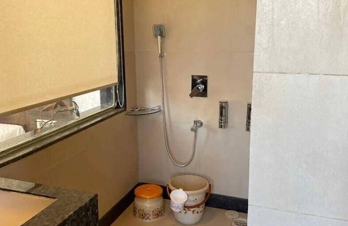 Lonavala Hotel | Retro Forest Resort