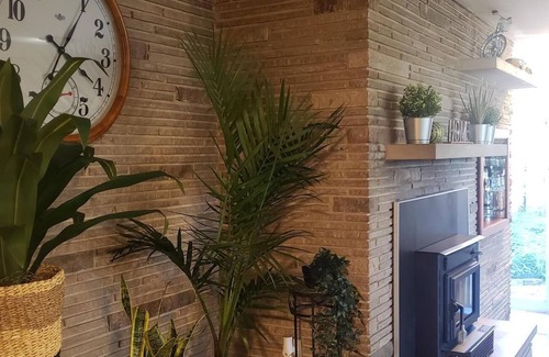 St. Louis Condo | ~ Retro + Modern 2BR Condo in St. Louis Hills ~