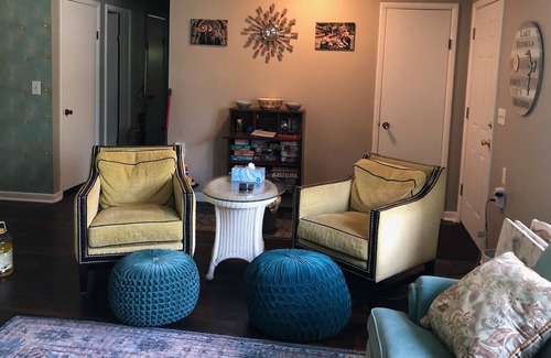 Eufaula House | Retro Retreat at Lake Eufaula