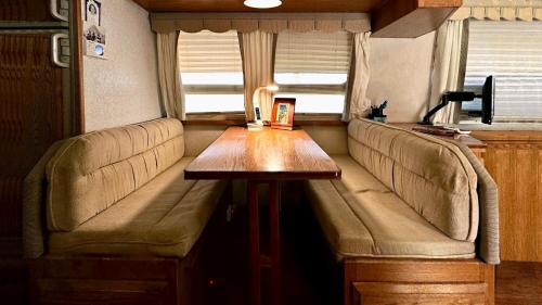 South Oceanside House | Retro Star-Wagon, Ocean Breez at Studios