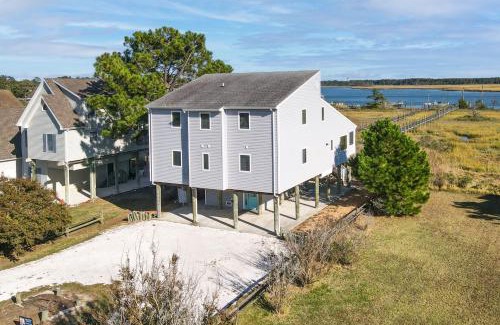 Chincoteague House | Return - Waterfront with boat dock!