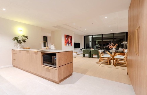 Avoca Beach Apartment | REVE 506 - A STYLISH COASTAL GETAWAY IN THE HEART OF AVOCA BEACH
