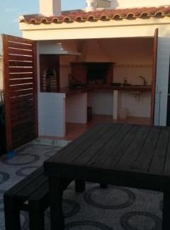 Atalaia House | Rex Surf House