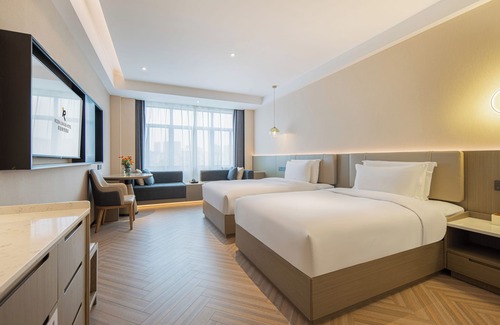 Huadu Hotel | Rezen Longuu Hotel - Guangzhou Baiyun Airport Cultural Tourism City