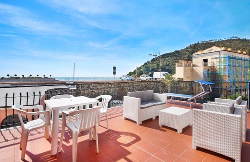 Bonassola Apartment | Rezzano 12