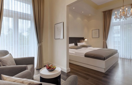 Rungsdorf Hotel | Rheinhotel Dreesen