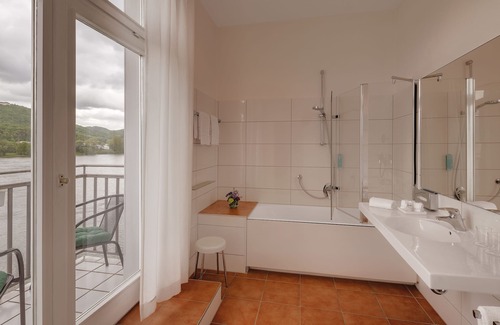 Rungsdorf Hotel | Rheinhotel Dreesen