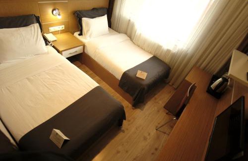 Rize Hotel | Rhisos Otel