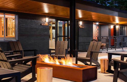 Boone Hotel | Rhode's Motor Lodge