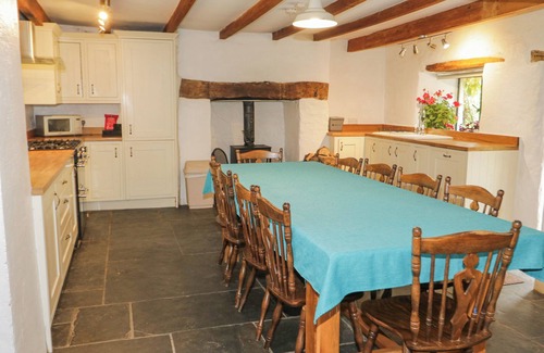 Llanrwst Cottage | RHYD LECHOG, pet friendly, character holiday cottage in Llanrwst