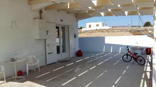 Naxos Apartment | Rhykkes Farmhouse with view