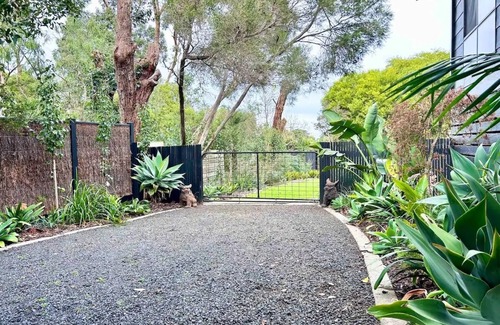 Rhyll House | Rhyll - Home With a View