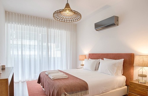 Sao Paulo Apartment | Ribeira 3 - Time Out Market - Beautiful apartment in newly built building, situated only a few steps