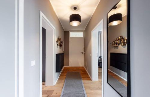 Innenstadtring Apartment | Ricarda Lang