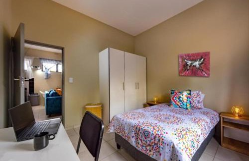 Lombardy East Apartment | Richards Accommodation
