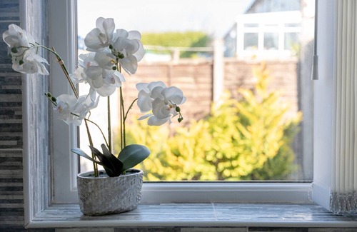 Darwen House | Richmond Terrace |Cosy and Modern Stay