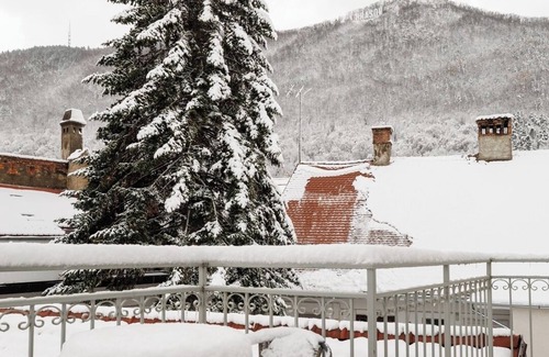 Brasov City Centre Apartment | Richter Residence 2