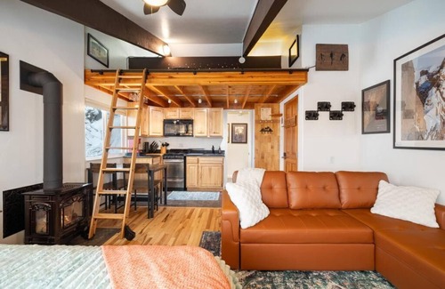 Sandpoint Condo | Ride to Schweitzer Chairlifts & Trails - Perfect Summer Getaway