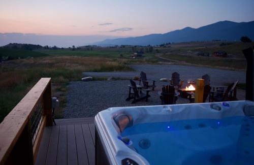 Eureka House | Ridgeline Retreat - beautiful getaway with views