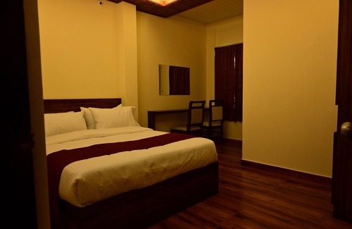 Virarajendrapet Hotel | RIDHIS FAMILY RESTAURANT