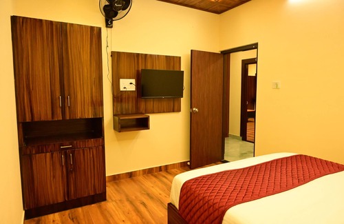 Virarajendrapet Hotel | RIDHIS FAMILY RESTAURANT