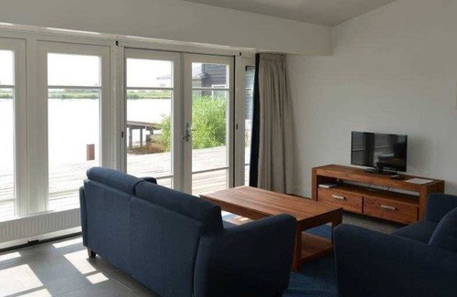 Zuideinde Apartment | Rietwohnung 01 - Riet apartment by Meer-Ferienwohnungen