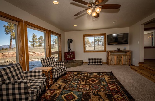 Pagosa Springs House | "Rifle Ridge" with mountain views for miles!!!