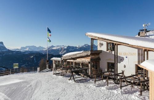 Mareo Hotel | Rifugio Graziani Hütte