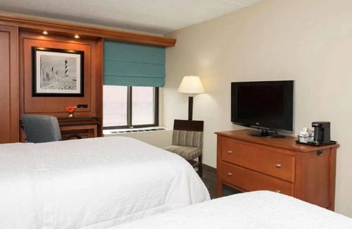 Thurston Hotel | Right off Hwy 23: 4 Convenient Suites w/Complimentary Breakfast and Parking