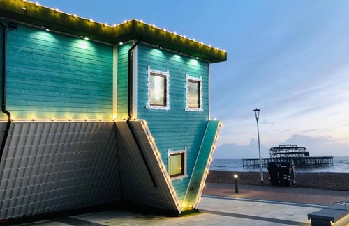 Montpelier Apartment | Right On : Bright On Apartment 1E | By My Getaways