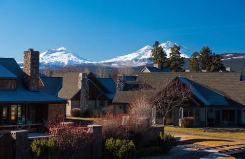 Sisters Apartment | Riley`s Mountain View