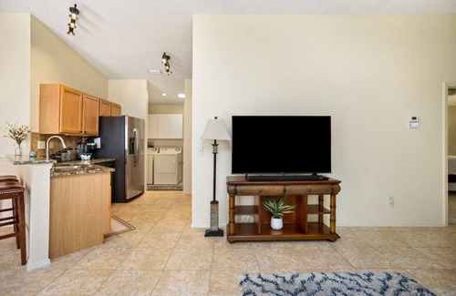 The Villages Villa | Riley Sunshine Retreat (Ashland)