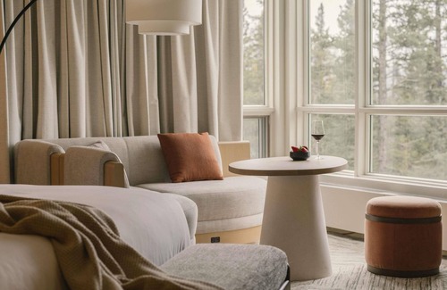 Banff Resort | Rimrock Banff, Emblems Collection