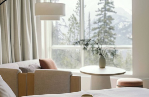 Banff Resort | Rimrock Banff, Emblems Collection