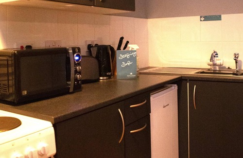 Birkenhead Apartment | Ringo's Studio @ Liver House