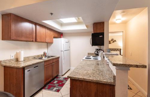 Las Vegas Apartment | Rio-Adjacent 2BR Pool, Gym, Free Parking