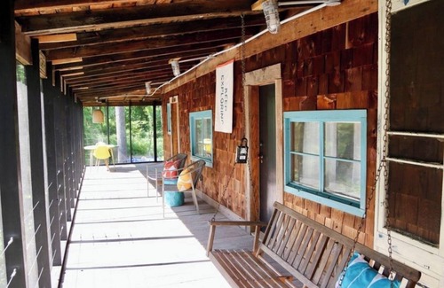 Yellow Spring Cabin | Rio Sueño (River Dream) on the Cacapon River